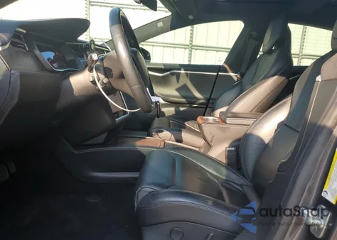 2017 Tesla Model S z USA, uszkodzony, nr VIN 5YJSA1E20HF210861